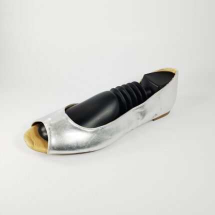h & M flats