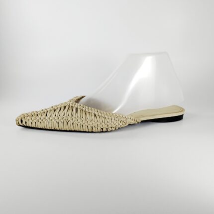 Zara | Shoes | Flat Woven Mules | reborn heels