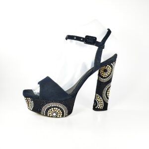 Le Silla Jewel sandal by Le Silla, Kaleido ammit black/gold model. In black canvas with a very precious stud motif on the heel and on the heel in the colors of black, gold and white. Heel height 12cm, heel height 4cm with a difference of only 8cm